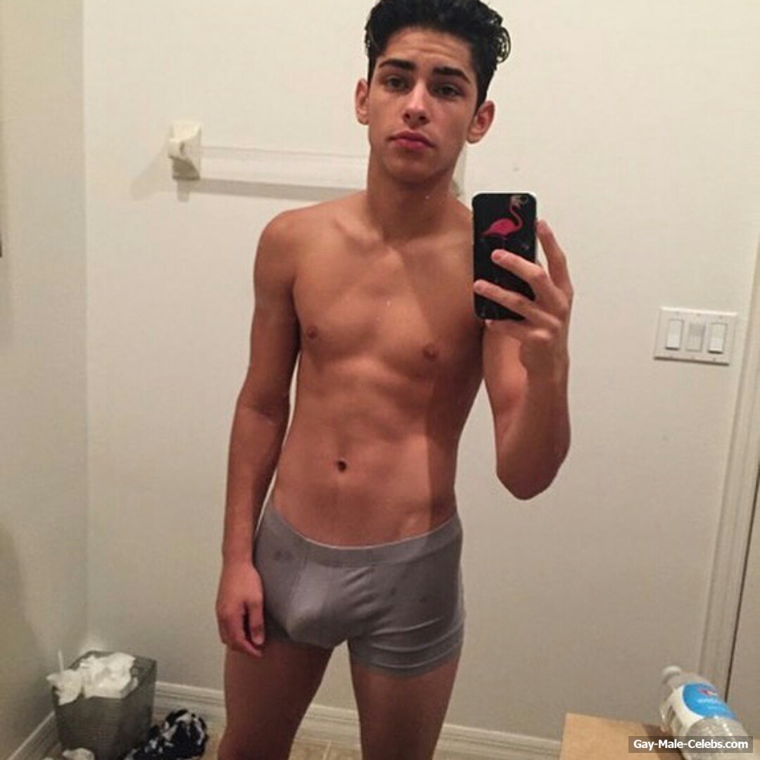 Snapchat Star Juwany Roman Sexy Bulge Photos