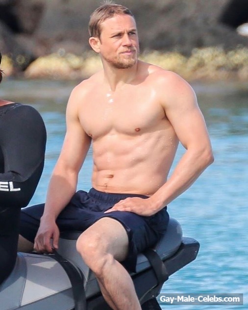 Charlie Hunnam Looking Hot Shirtless