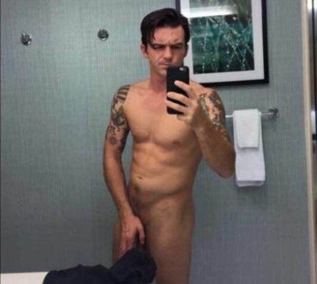 Drake Bell Leaked Frontal Nude Selfie Photos Gay Male