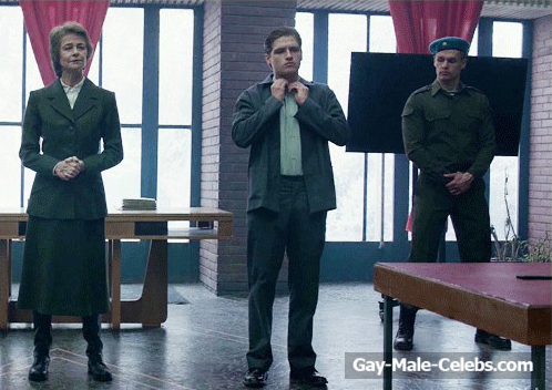 David Z Miller Frontal Naked In Red Sparrow (2018)