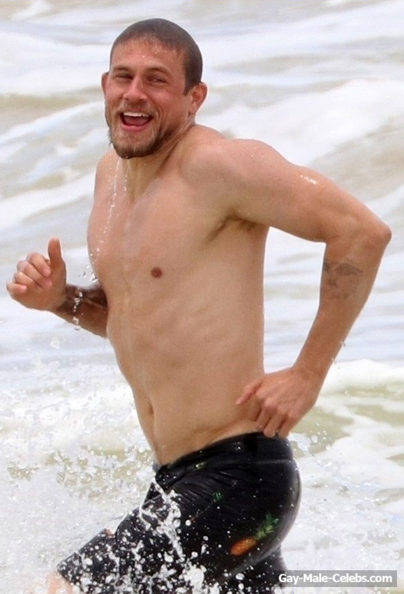 Charlie Hunnam Caught Shirtless On A Beach