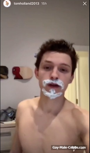 OMG!! Tom Holland Leaked Nude Cock Selfie Photos