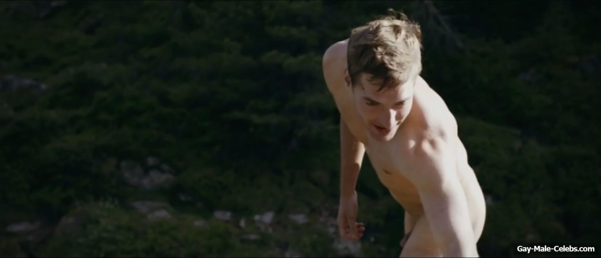 Vinzenz Wagner Flashing His Cock And Gorgeous Ass In Movie