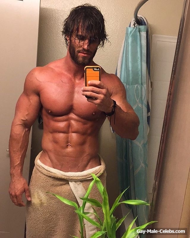 Australian Bodybuilder Calum von Moger Showing Off His Huge Cock