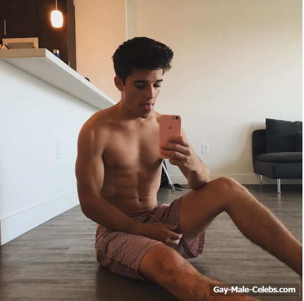 Instagram Phenomenon Sean O’Donnell New Nude Naughty Selfies