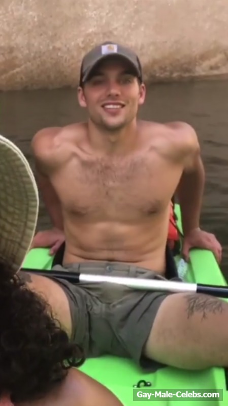 Dylan Sprayberry Shirtless And Sexy Bulge Photos