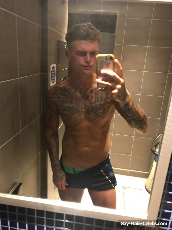 Reality Star Zach George Tull Shows His Lovely Nude Ass And Sexy Underwear