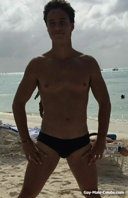 Mexican Actor &amp; Singer Michael Ronda Looks Hot