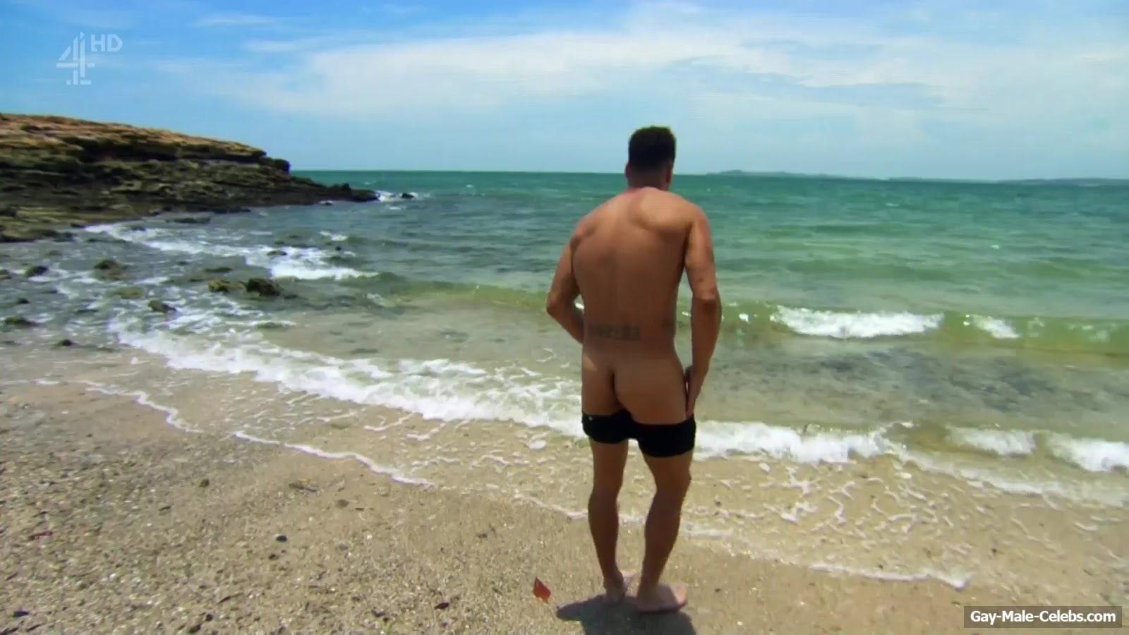 Anthony Ogogo Nude Ass In Celebrity Island S03E01