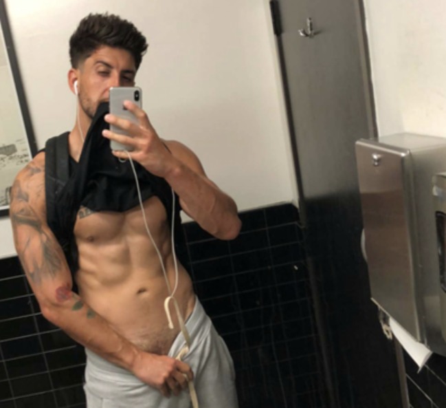 Jesse Wellens Nude