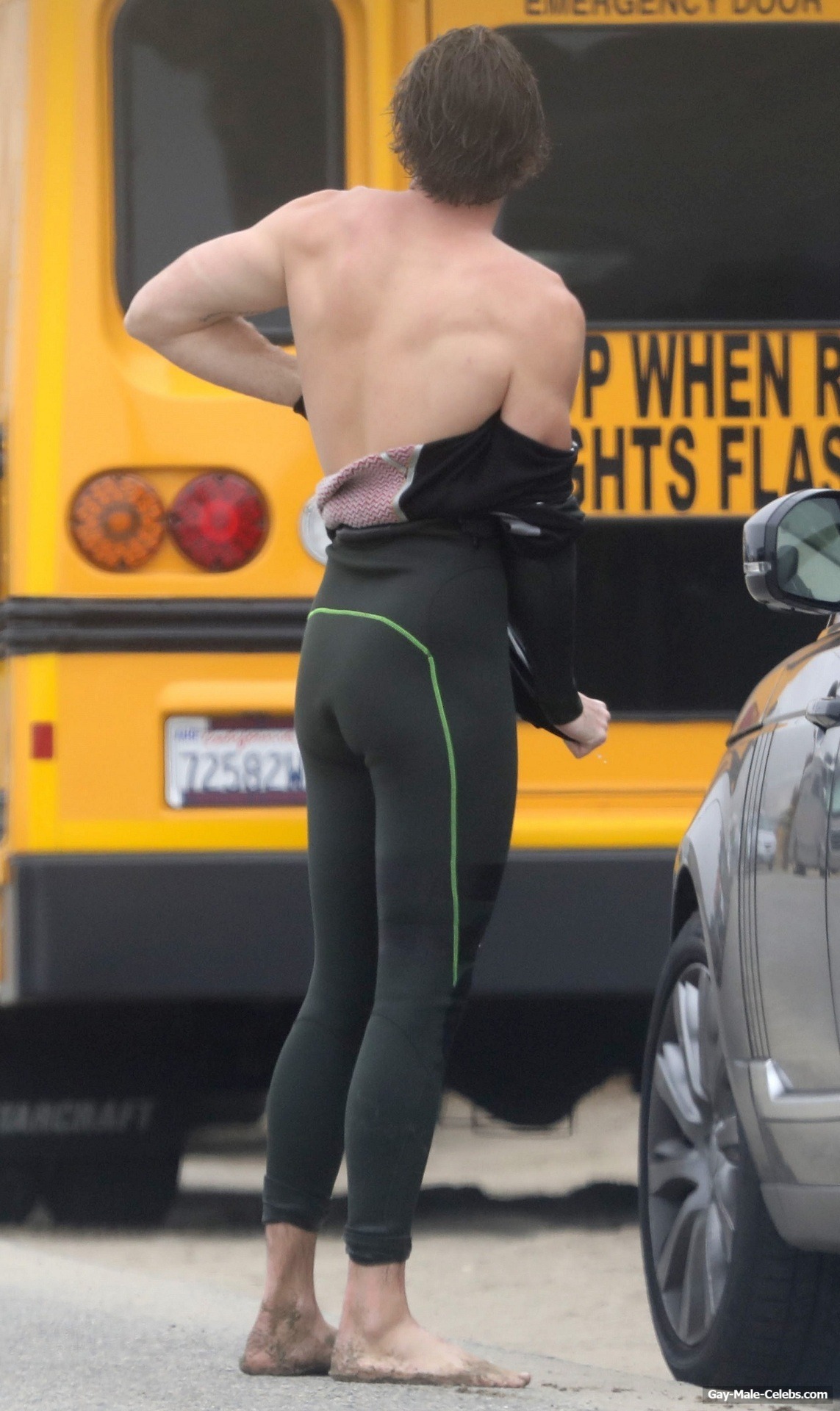 Liam Hemsworth Hot Underwear Bulge Photos