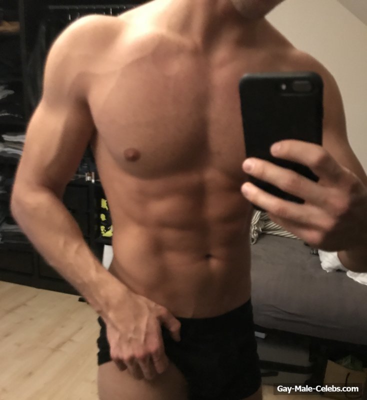 Model &amp; Instagram Star Tobias Reuter Hot Underwear And Bulge Photos