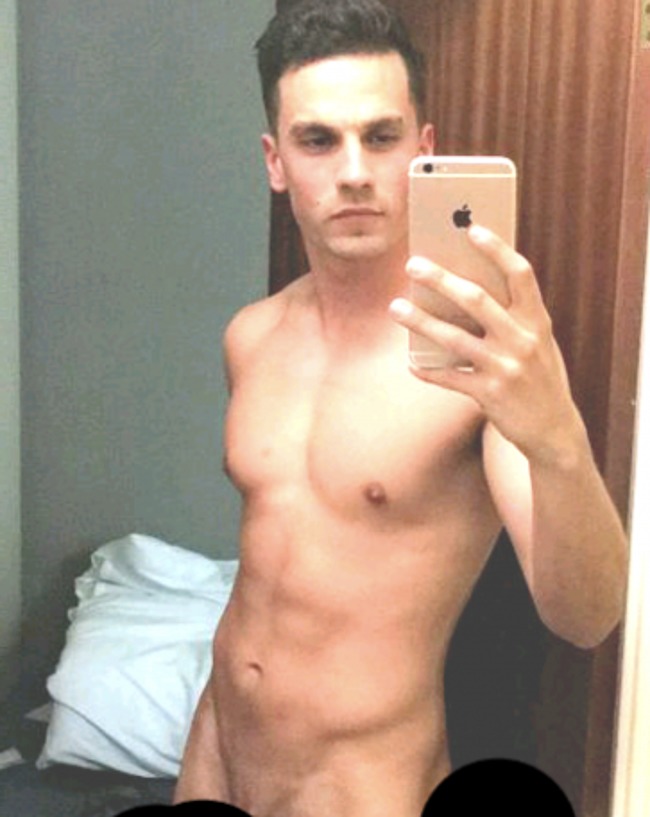 Aaron Sidwell nude