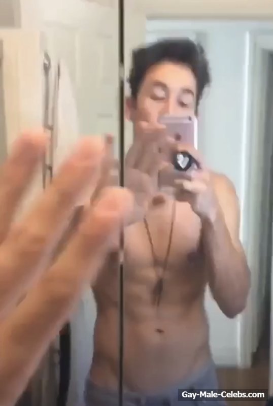 Actor &amp; YouTube Star Brennen Taylor Naked And Sexy Photos