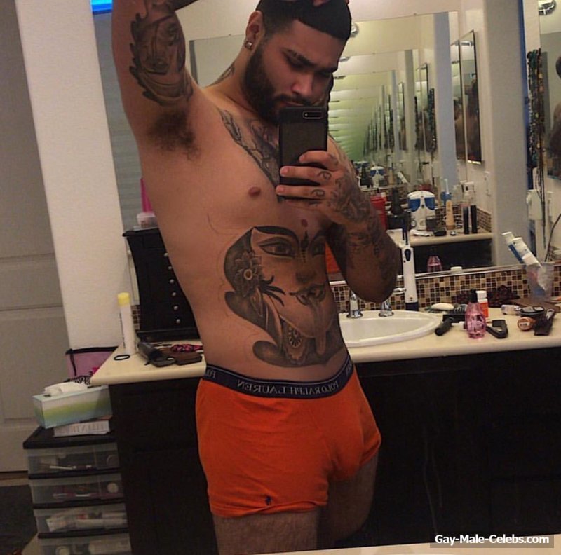 American Singer Ronnie Banks Leaked Nude And Underwear Photos