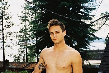 Brandon Flynn nude