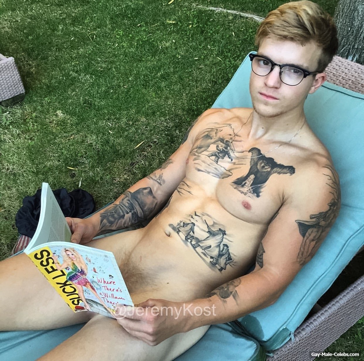 Zach Bohmer Nude And Naughty Underwear Photos
