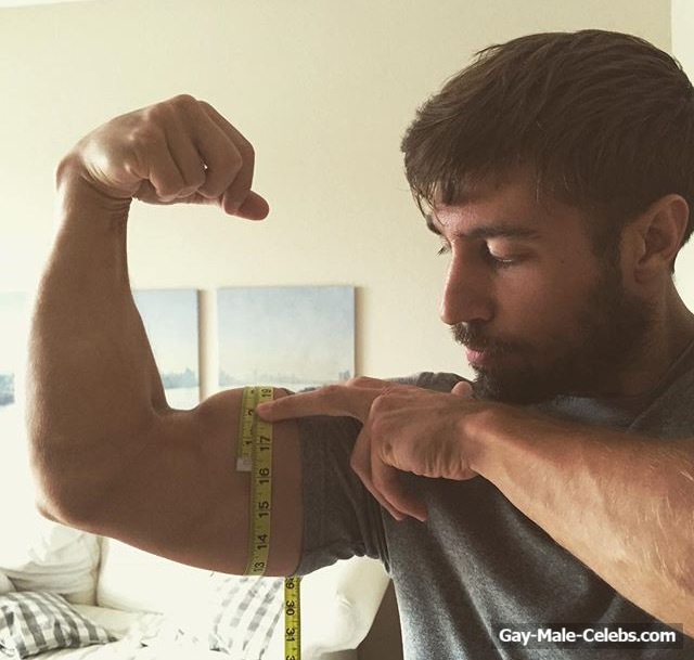 American Personal Trainer &amp; Reality Star Ryan Ferguson Shirtless And Sexy Shots