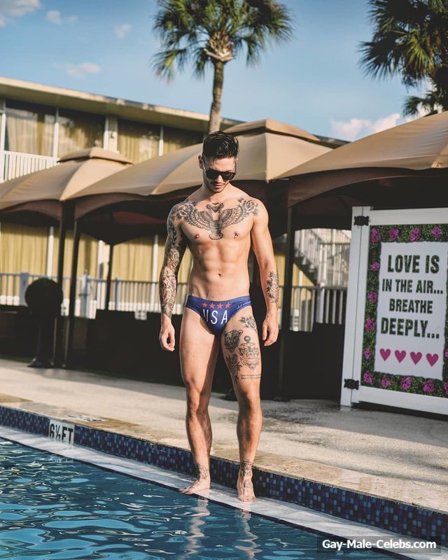 Hot Male Model Stevo Trann Exposing His Cute Cock
