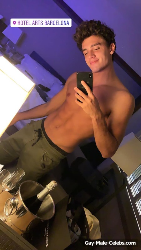 Male Model Xavier Serrano Posing All Naked