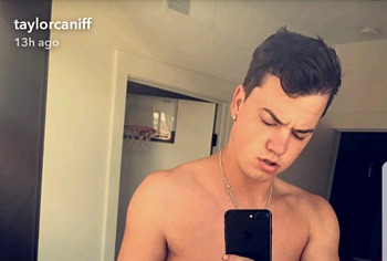Taylor Caniff Nude