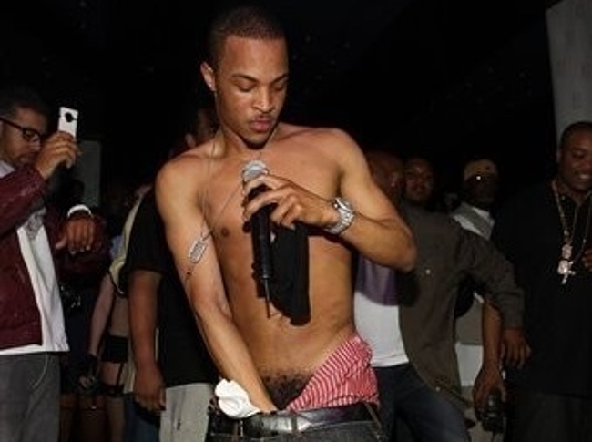 Clifford Joseph Harris Jr. aka T.I. Frontal Nude And Sexy Photos - Gay-Male...