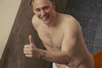 Tom Hiddleston nude