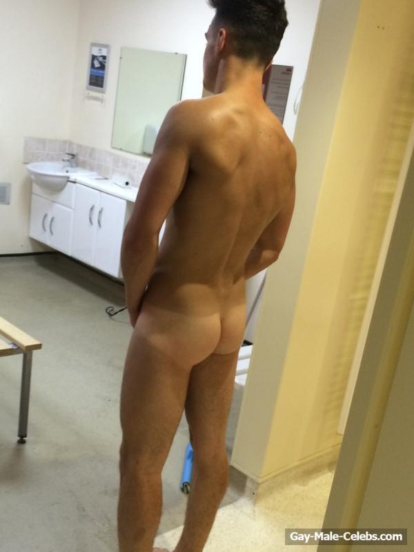 Aldo Walsh Frontal Nude And Bulge Photos