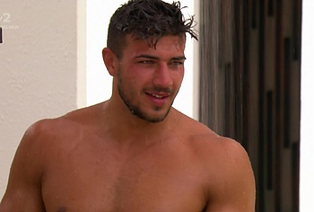 Tommy Fury nude