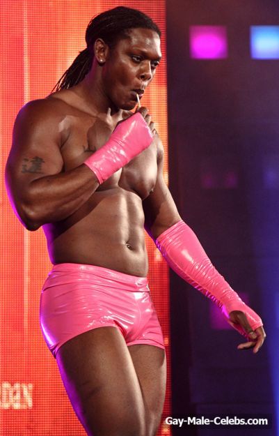 WWE Star Orlando Jordan Leaked Nude &amp; Hot Selfies