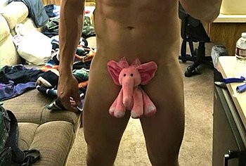 Steve Howey Nude