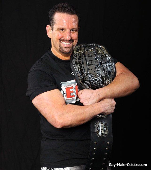 WWE Star Tommy Dreamer Bulge And Underwear Photos