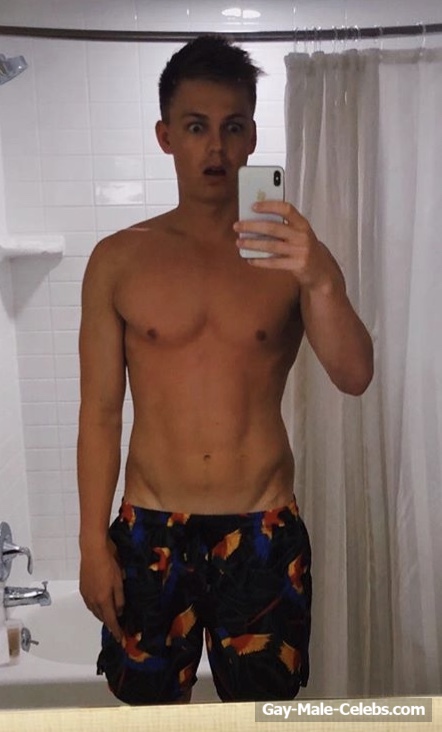 Caspar Lee Nude And Hot Bulge Underwear Photos