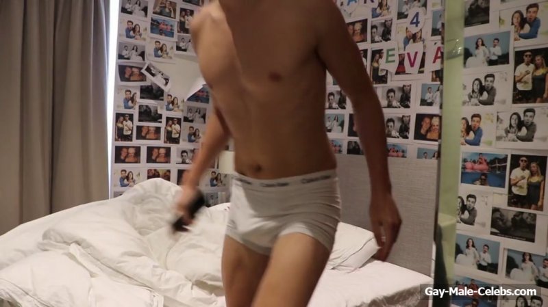 Caspar Lee Nude And Hot Bulge Underwear Photos
