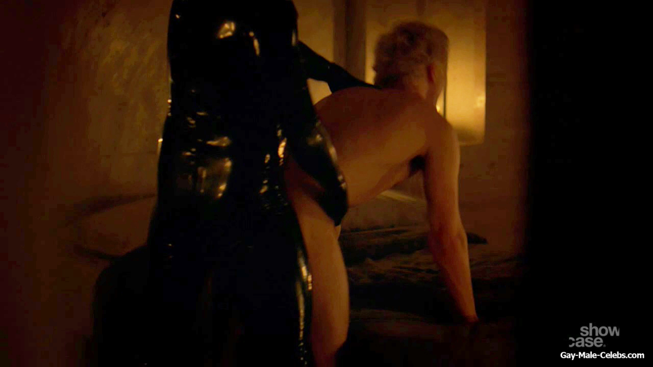 Evan Peters Nude And Hot Sex Scenes