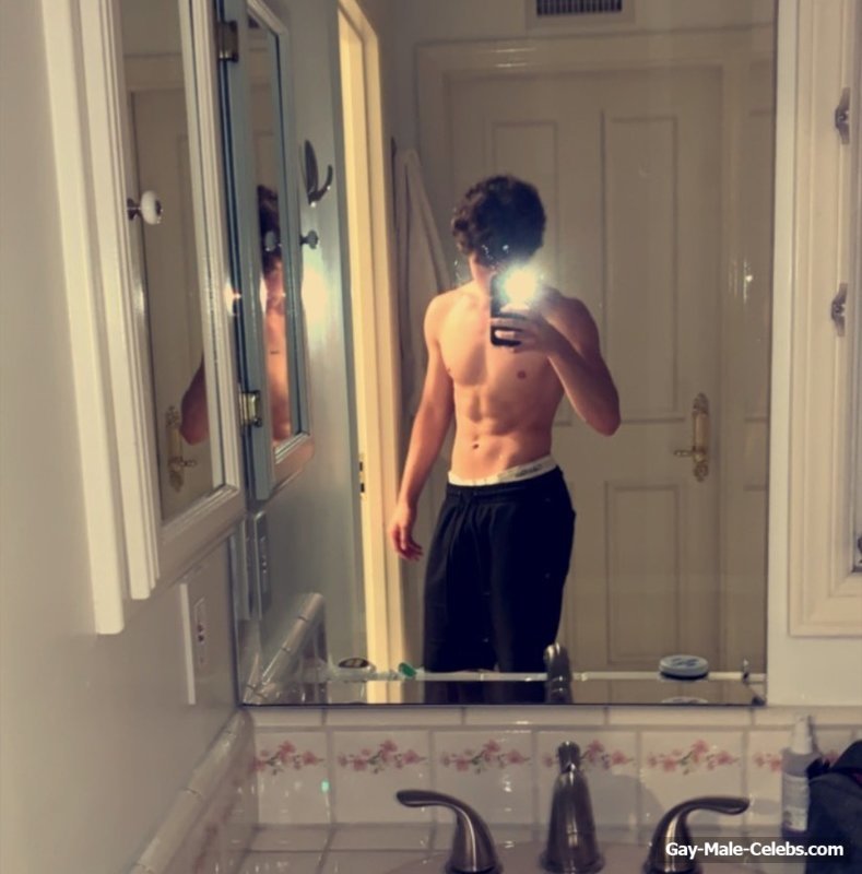 Instagram star Hunter Rowland will surely attract your attention when he wi...
