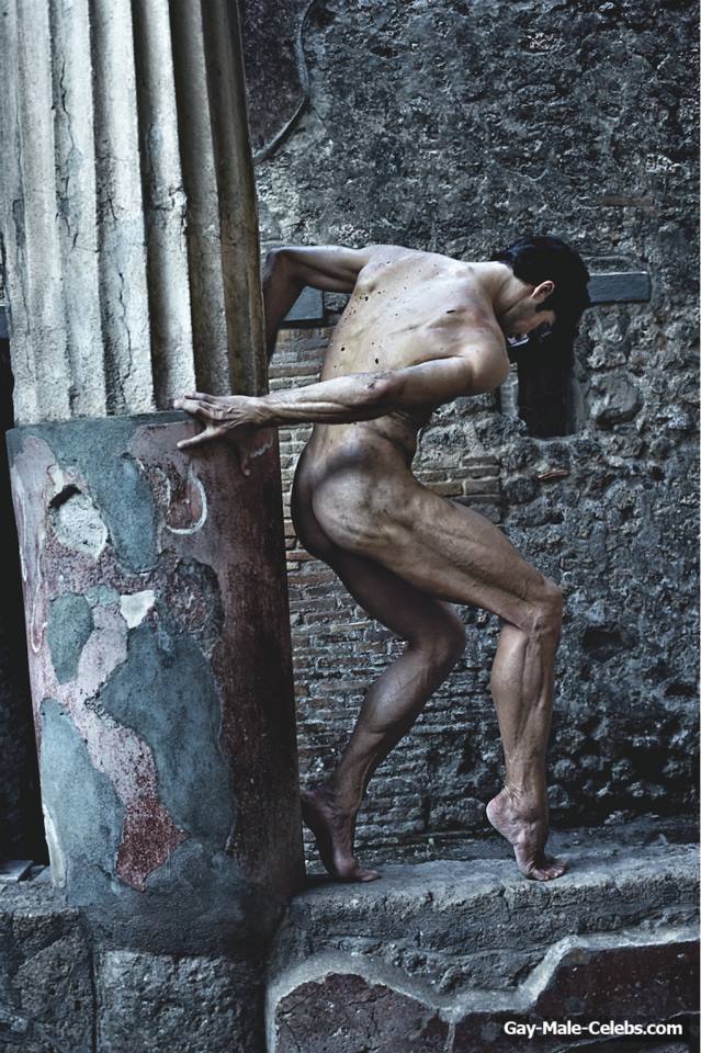 Italian Danseur Roberto Bolle Nude And Sexy Photos