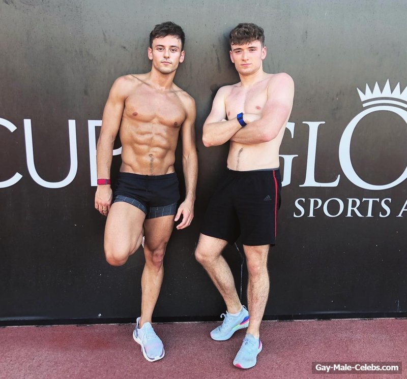 Tom Daley &amp; Other Shirtless And Sexy New Photos