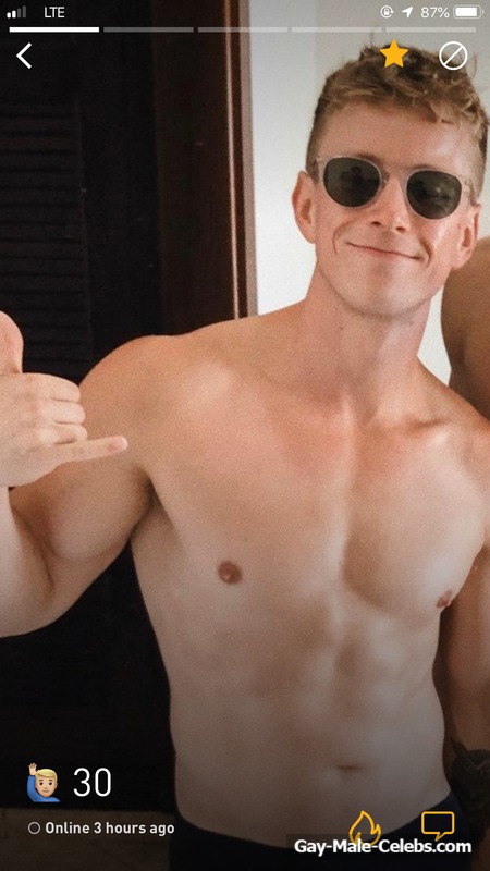 LGBT Rights Defender Tyler Oakley Shirtless And Sexy Photos