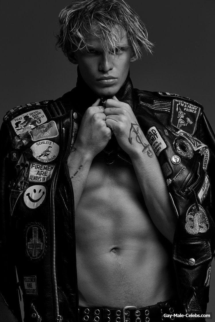 Cody Simpson Shirtless And Hot Photoshoot