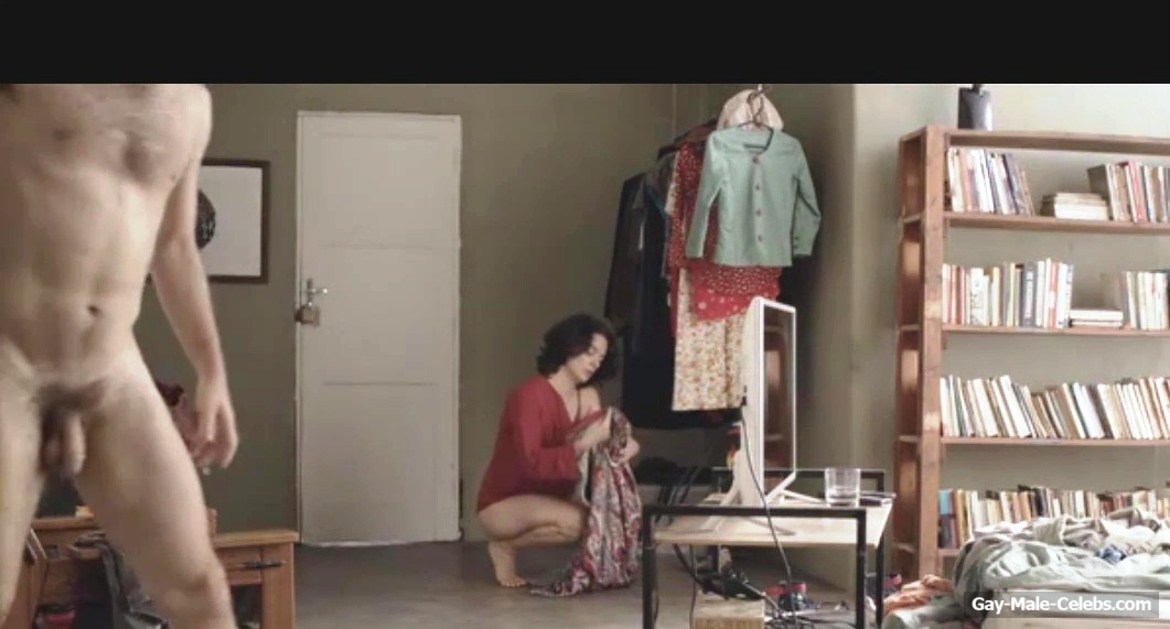 Actor Rodrigo Bolzan Frontal Nude In Pendular (2017)