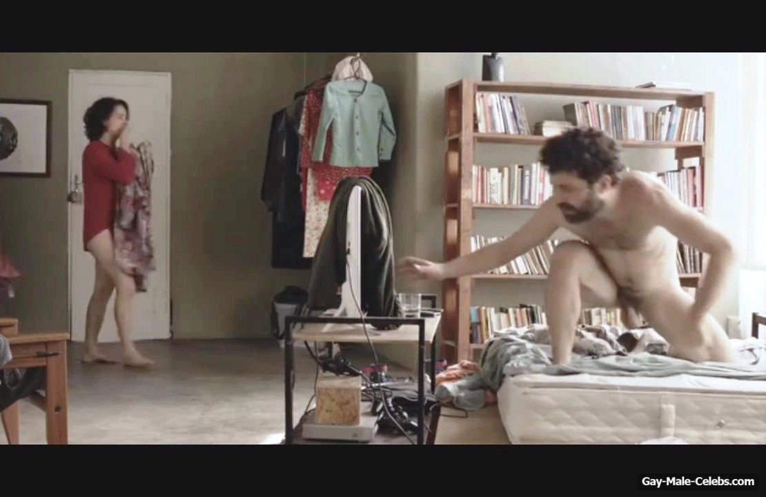 Actor Rodrigo Bolzan Frontal Nude In Pendular (2017)