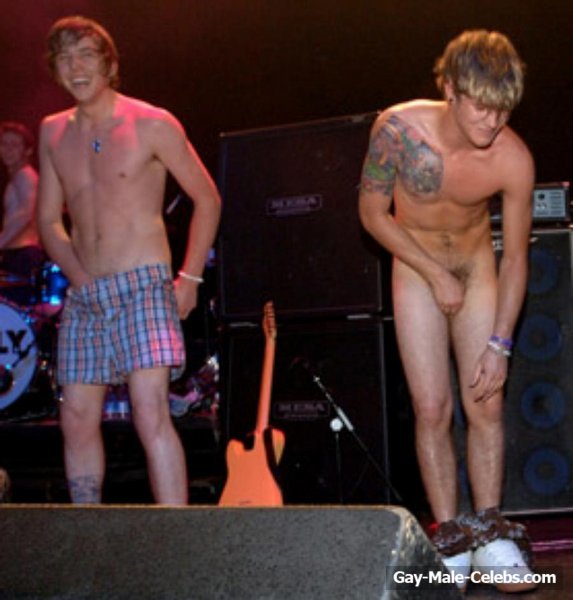 Dougie Lee Poynter Leaked Nude Photos