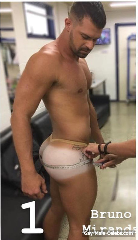 Brazillian Actor Bruno Miranda Shooting His Nude Bubble Ass In The Mirror