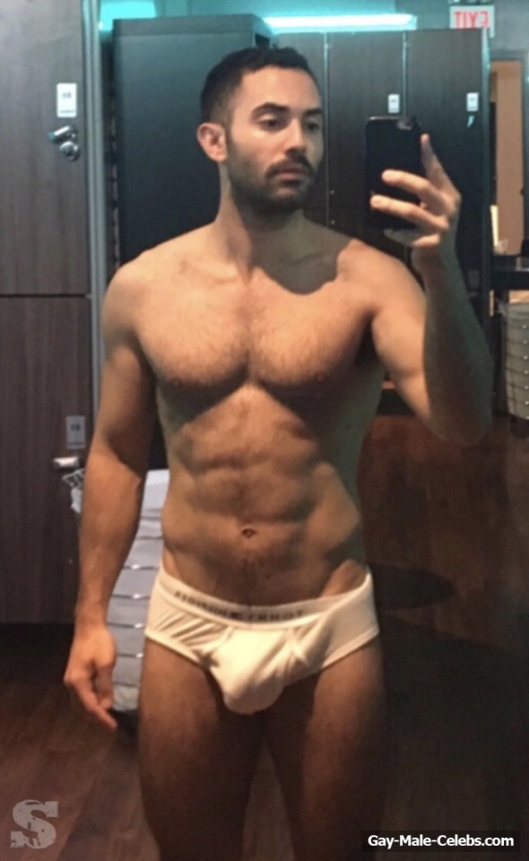 Andy Baraghani Leaked Nude And Bulge Photos