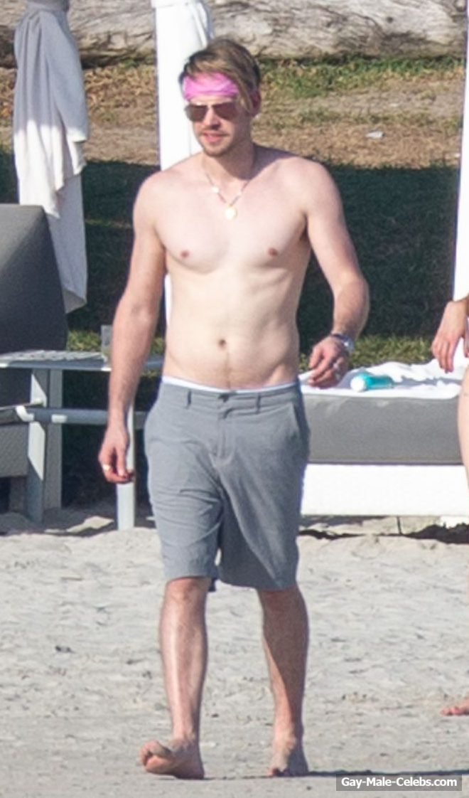 Chord Overstreet Shirtless Sexy Beach Photos