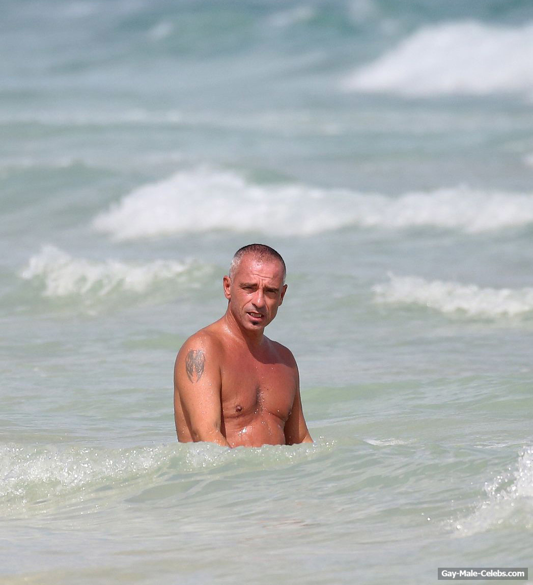 Eros Ramazzotti Shirtless And Huge Bulge Pics