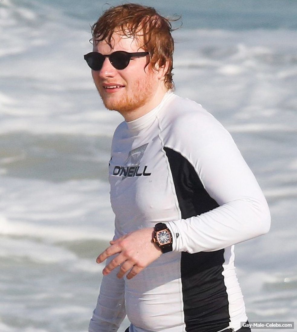 Ed Sheeran Shirtless And Bulge Photos
