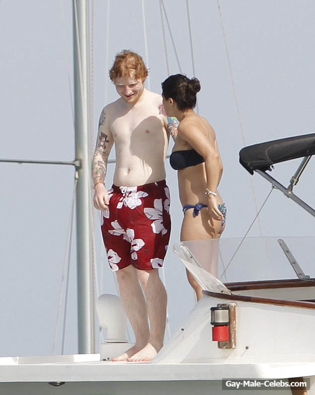 Ed Sheeran Shirtless And Bulge Photos