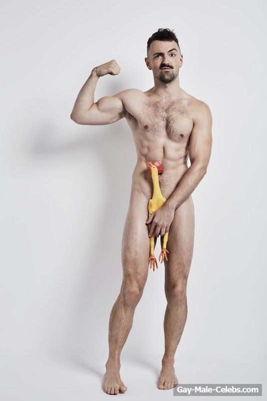 Well, are you ready to see the American comedian Matteo Lane nude? 